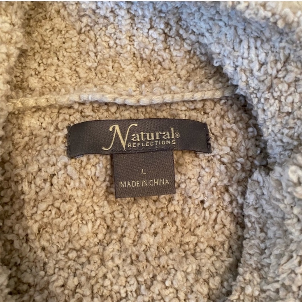 fuzzy jacket - Picture 4 of 4